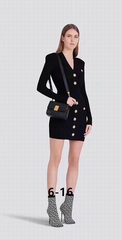Balmain S-XL  (86)
